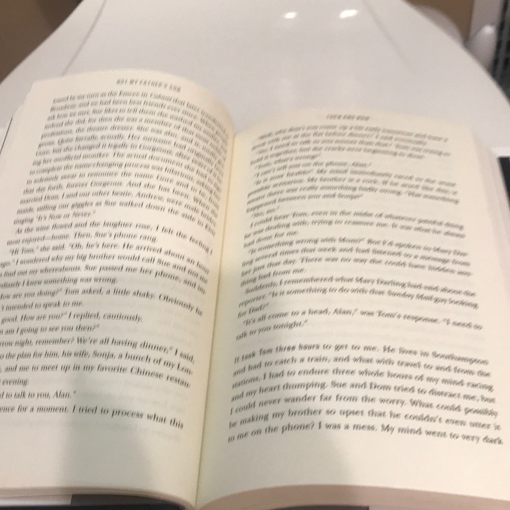 ⚡️FP⚡️Alan Cumming “Not My Father’s Son” book - Picture 6 of 9